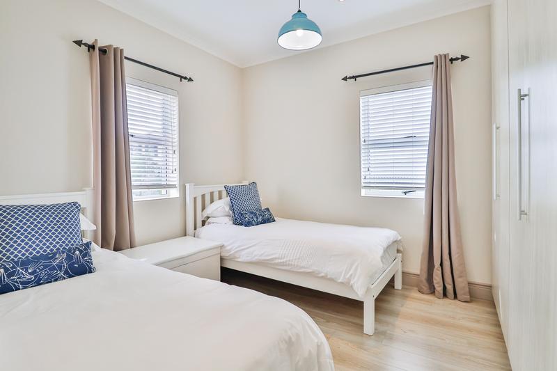 To Let 4 Bedroom Property for Rent in Pinnacle Point Golf Estate Western Cape